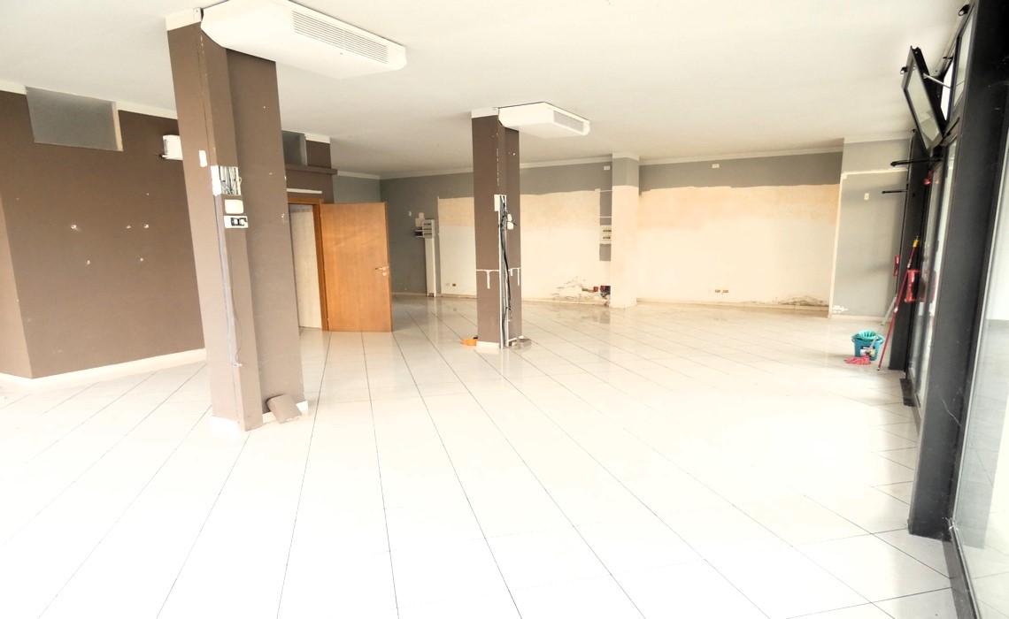 SAN PANCRAZIO con ampio parcheggio