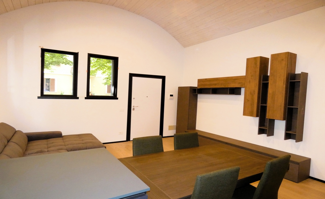 LOFT INDIPENDENTE zona Ospedale