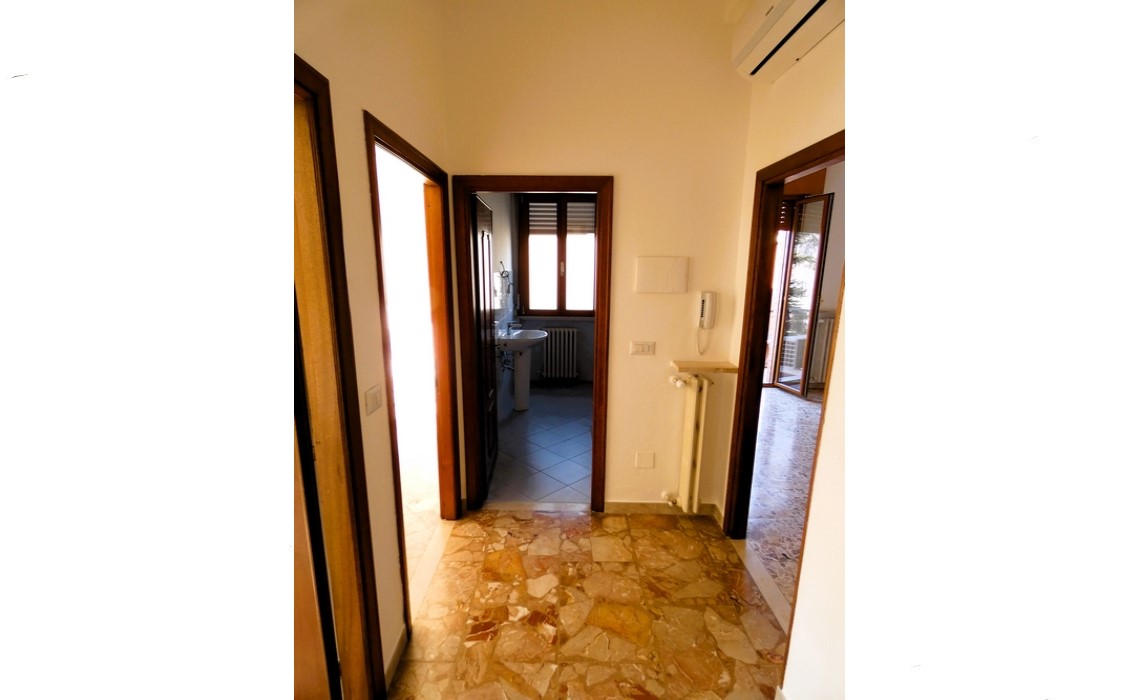 PIAZZALE SALSI in palazzina