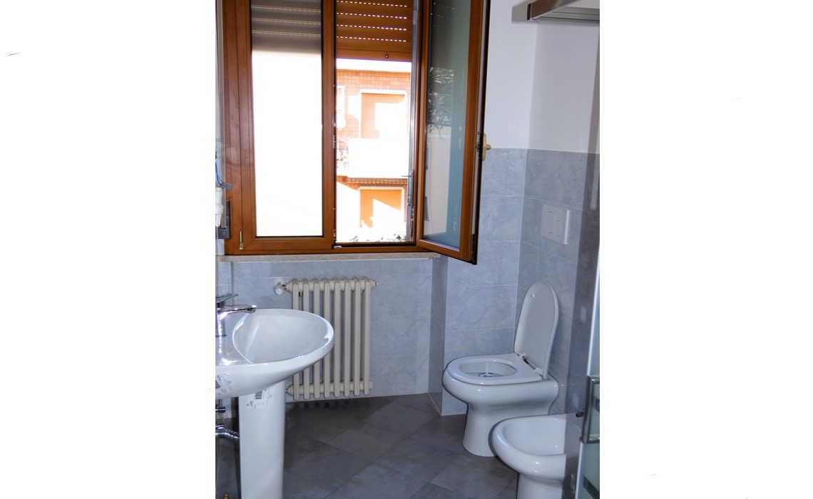 PIAZZALE SALSI in palazzina