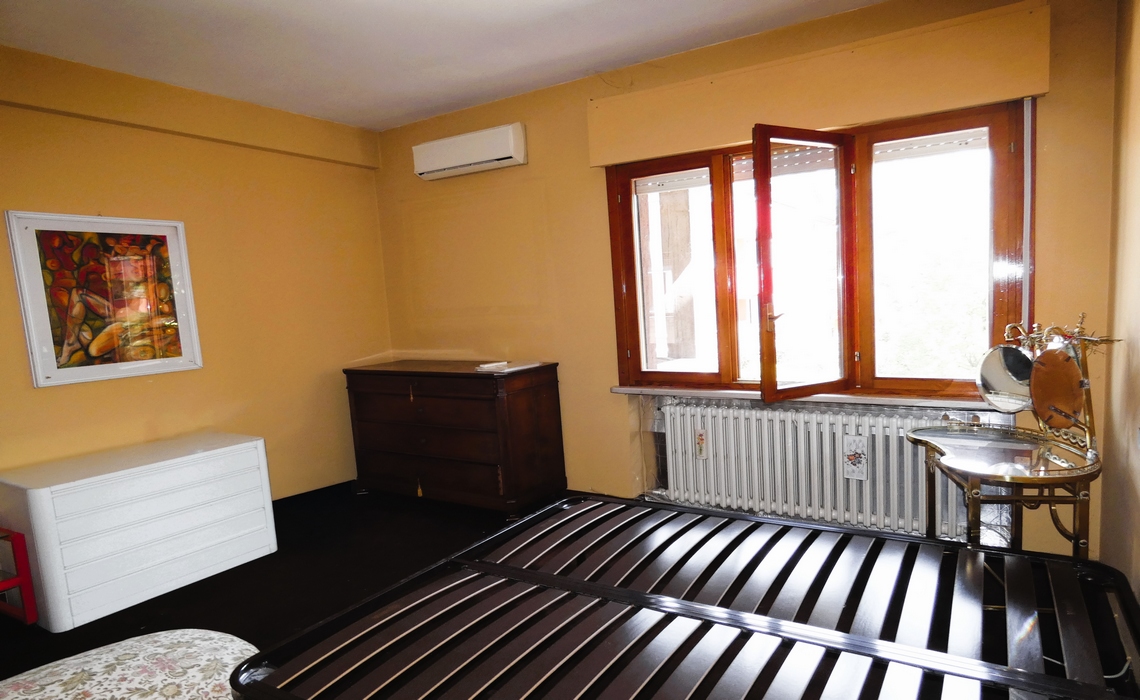 Via Sidoli interno contesto signorile